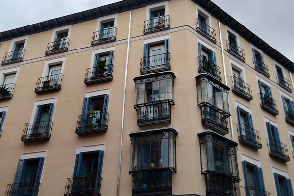 Obra de rehabilitación de fachada en Madrid Centro