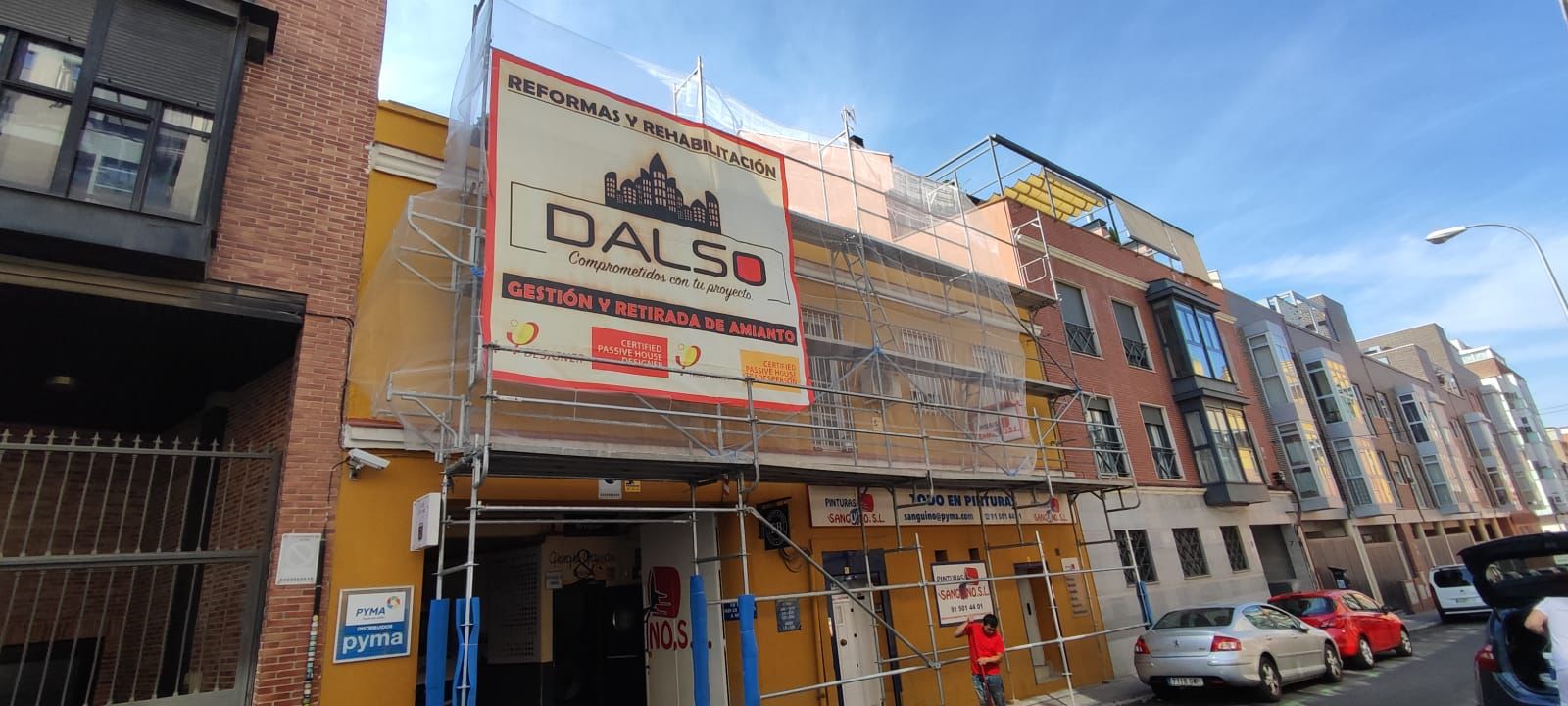 imagen de trabajo de rehabilitación de fachada en Móstoles